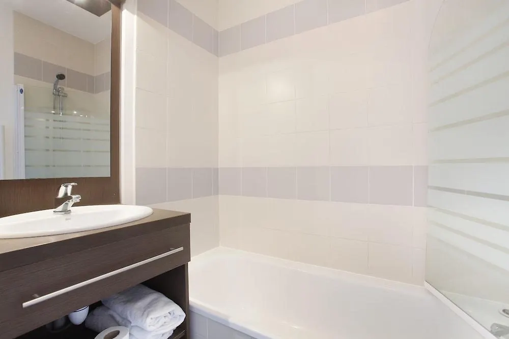 *** Hotel Appart'Hotel Odalys Golf De La Cabre D'Or Cabries France